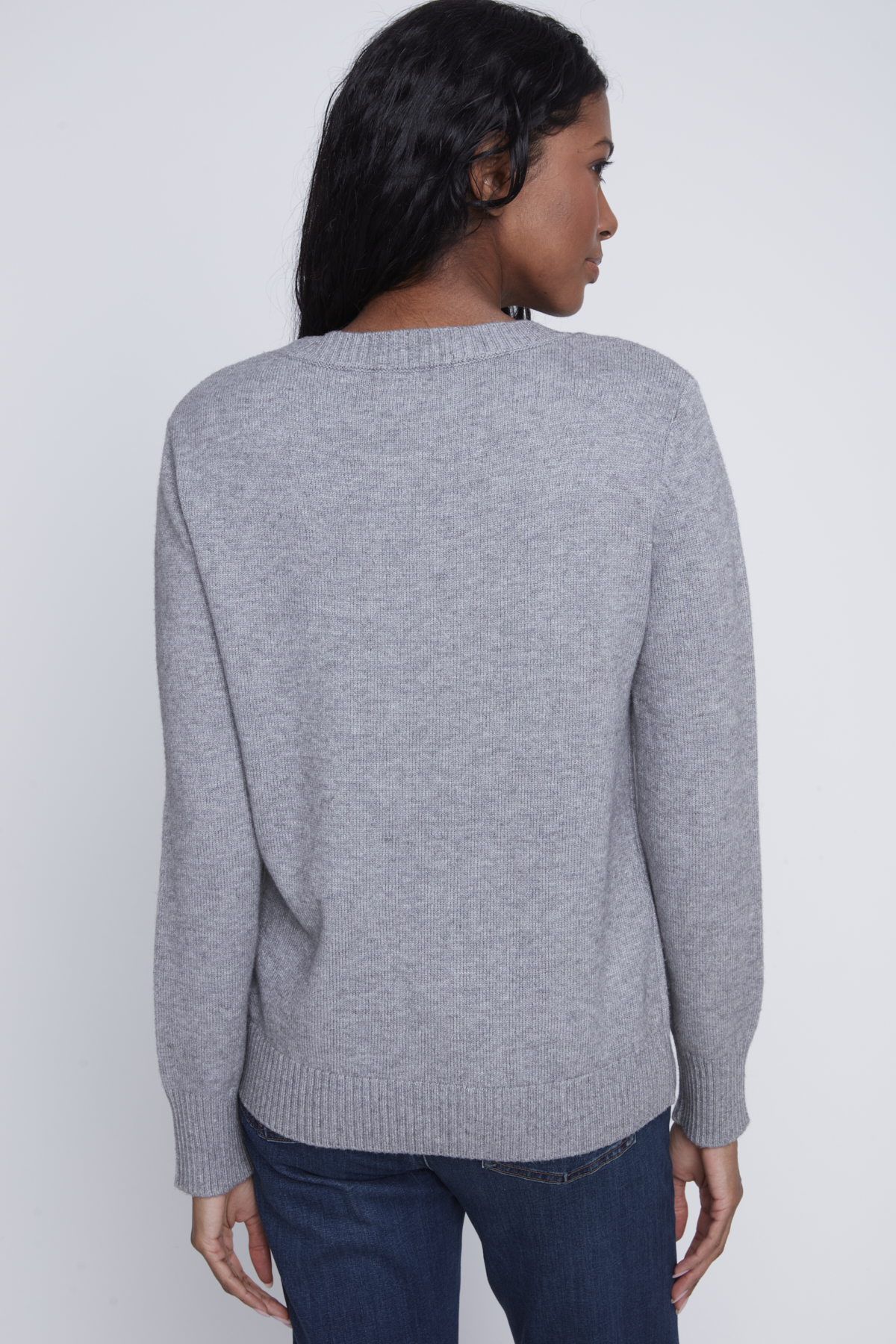 Chandail tricot fleur et perle Chandail tricot fleur et perle