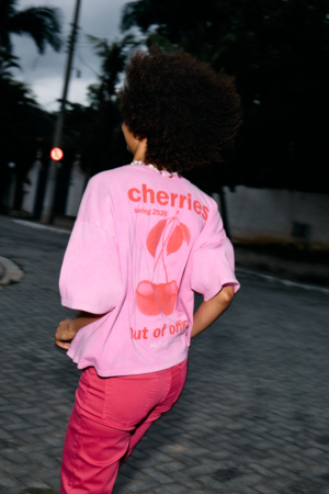 T-shirt imprimé au dos T-shirt imprimé au dos