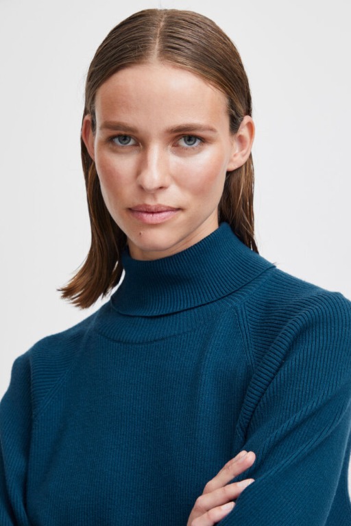 Chandail col roulé manche raglan