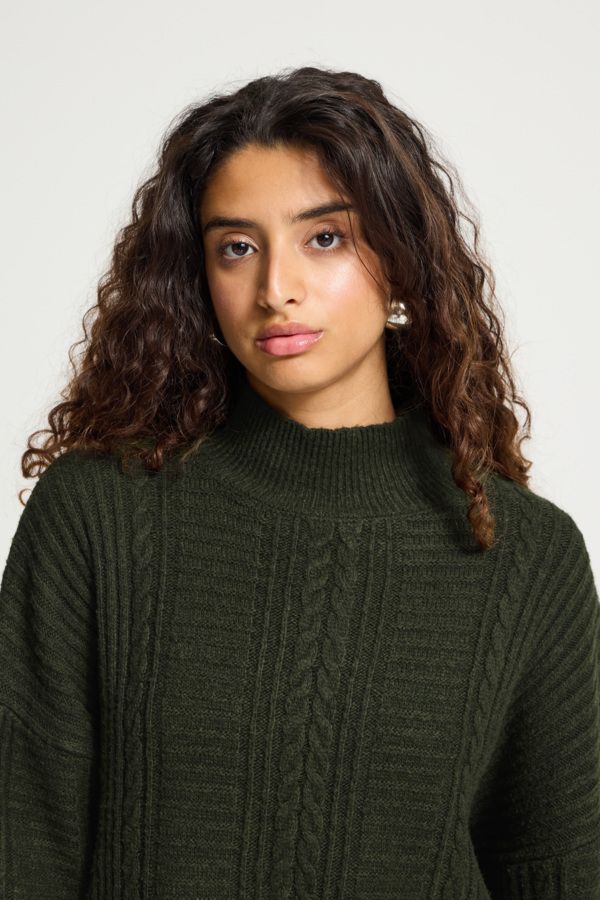 Chandail tricot torsades