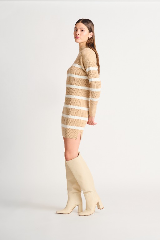 Robe manche longue col montant