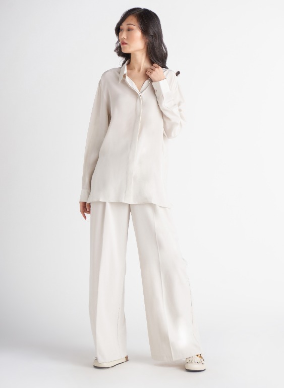 Blouse satinée