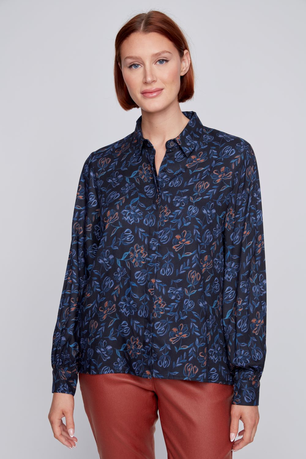 Blouse classique motif - 2425405 - C.Y.C. Coco Y. Club Inc