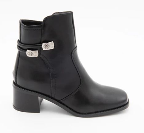 Botte chic talon carré