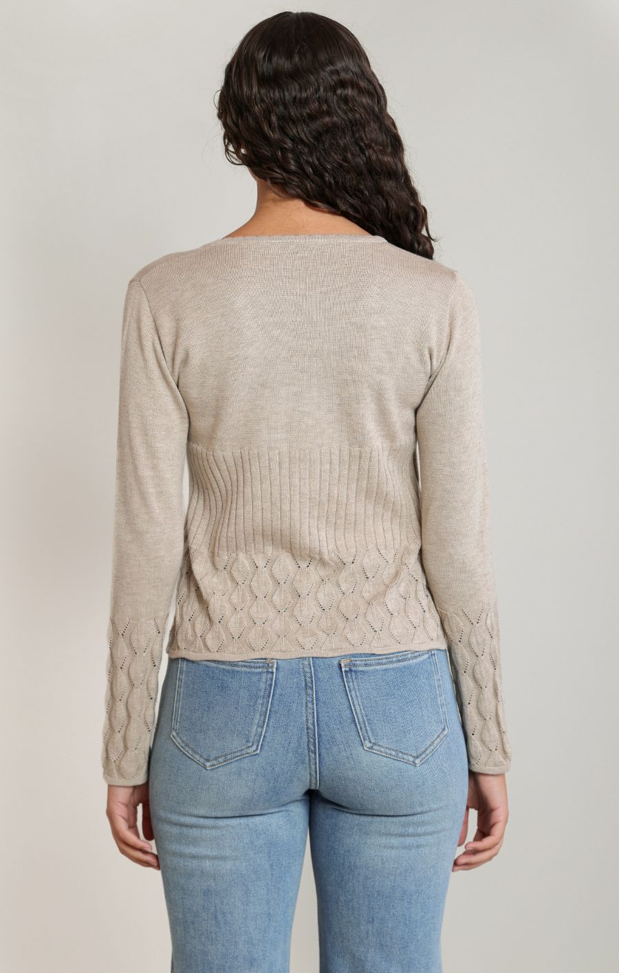 Cardigan attache devant