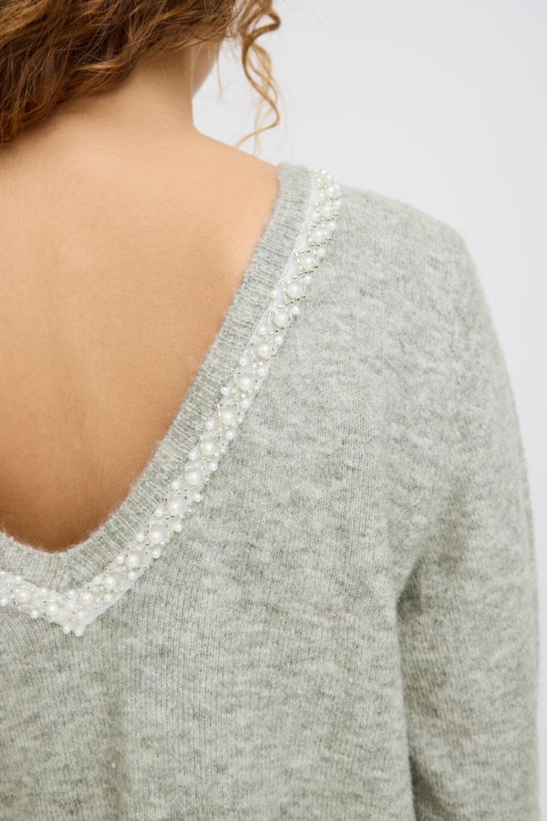 Chandail tricot bijou encolure