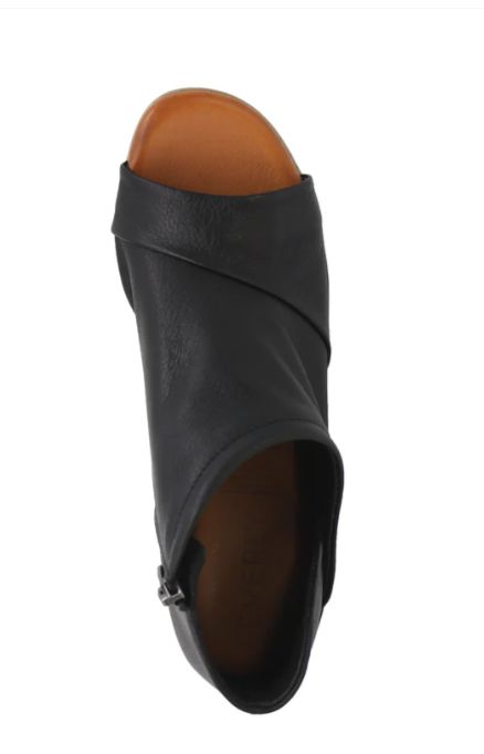 Sandale semi-ouverte en cuir - Gia-01 - Taxi