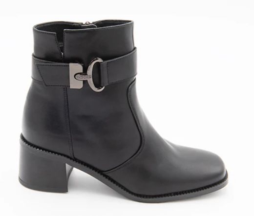 Botte chic attache côté