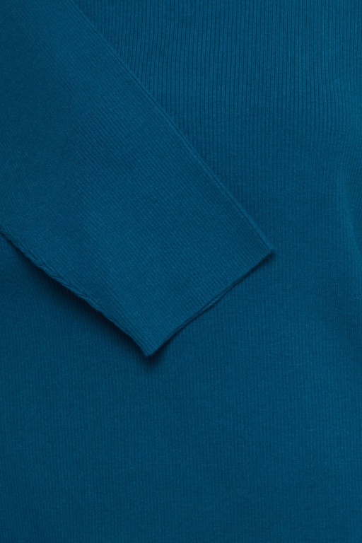 Chandail col roulé manche raglan