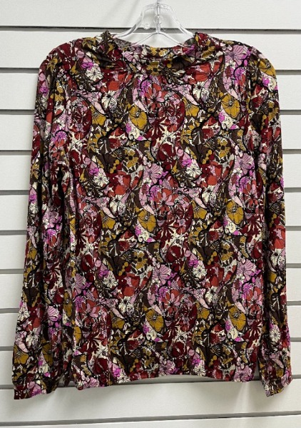 BLOUSE M.L. COL AU COU MOTIF FLEURS