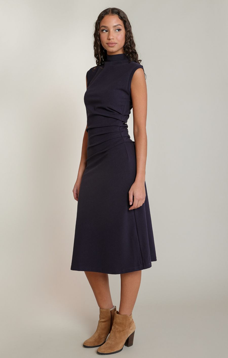 Robe chic col montant - 2822001 T - Black Tape