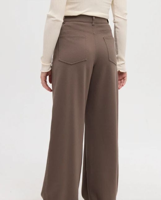 Pantalon taille haute jambes larges