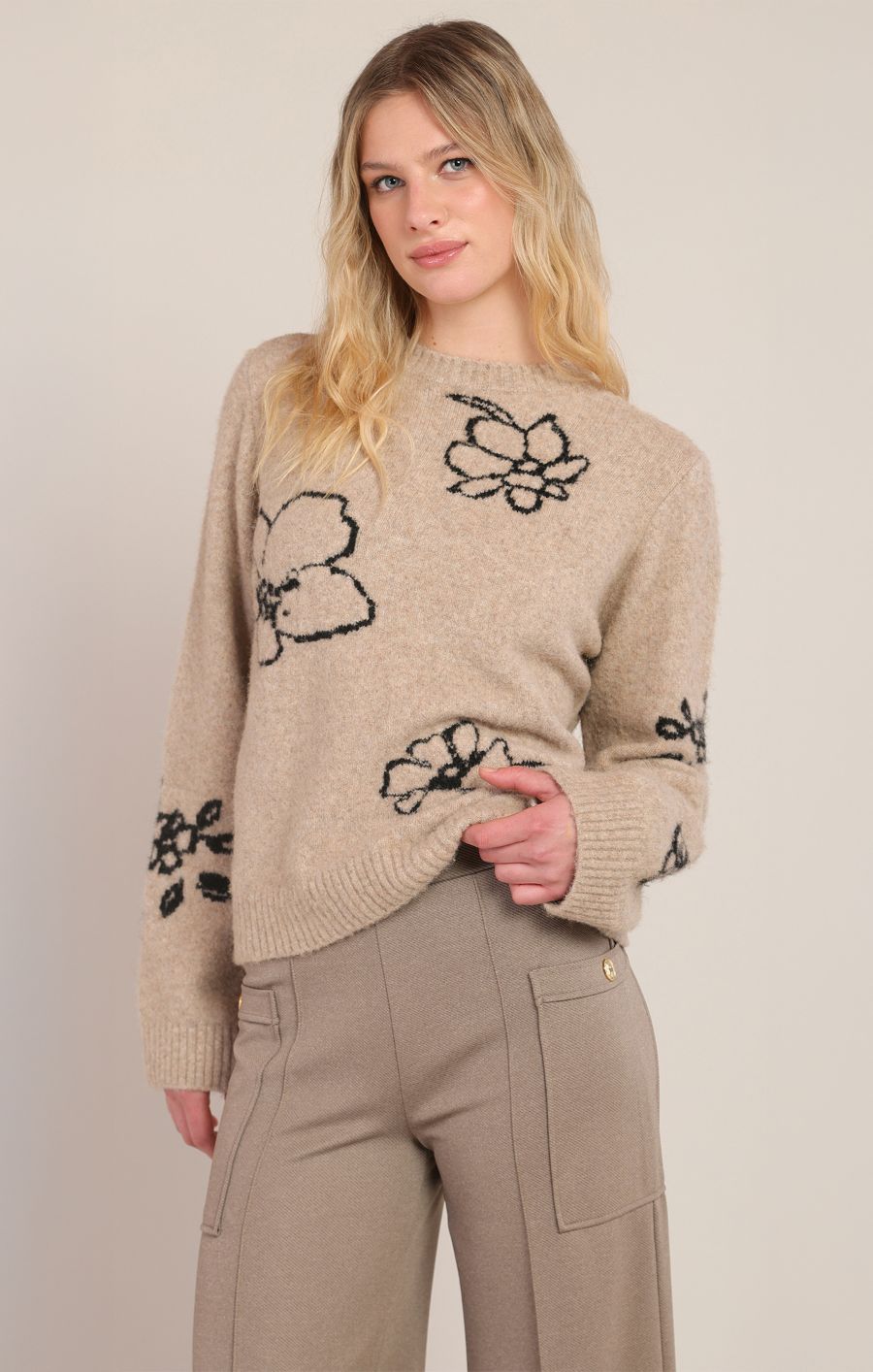Chandail tricot fleurs - 2827016 DG - Room 34