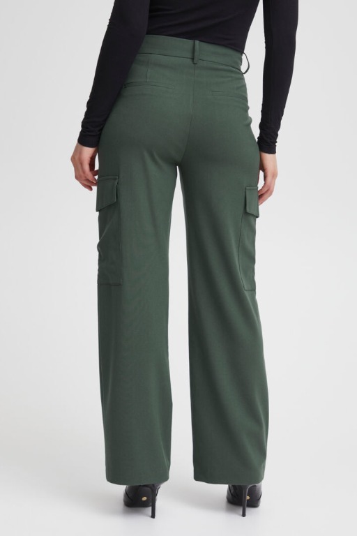 Pantalon chic poche sur les cuisses