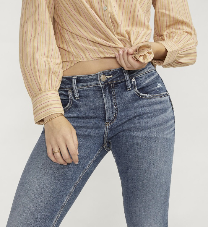 Jeans Boyfriend taille régulière jambe étroite