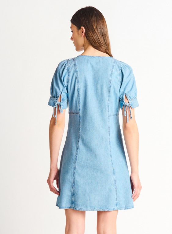 Robe en jeans manche courte boutonnée
