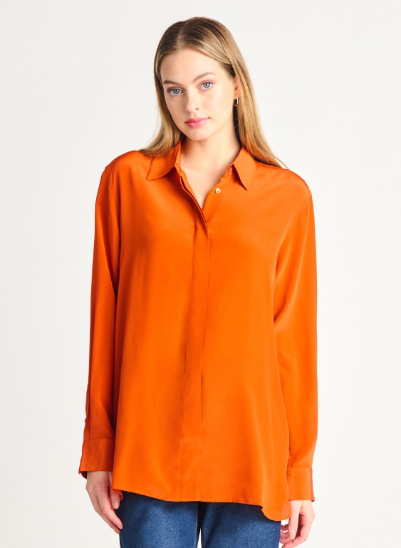 Blouse satinée