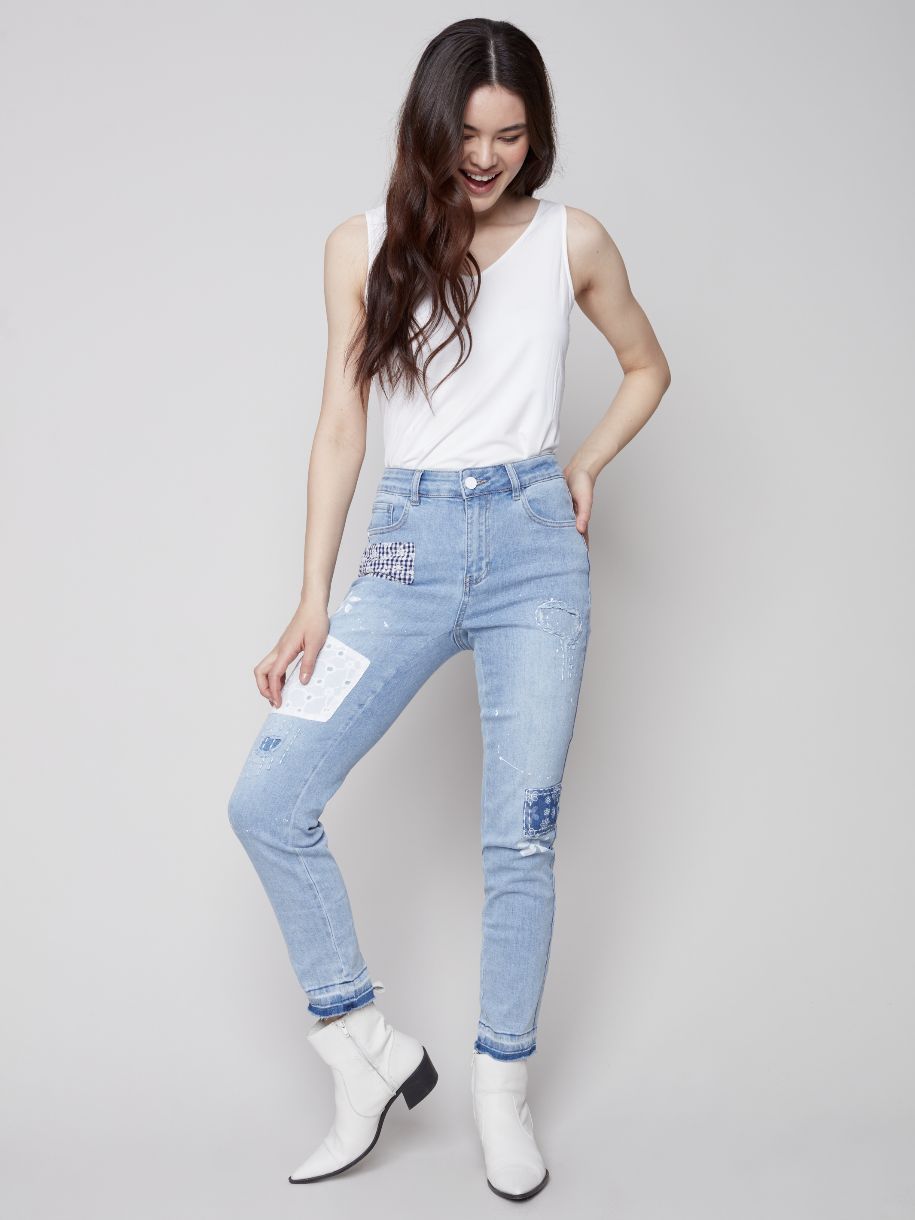 SKINNY TAILLE HAUTE BRODERIE APPLIQUÉE