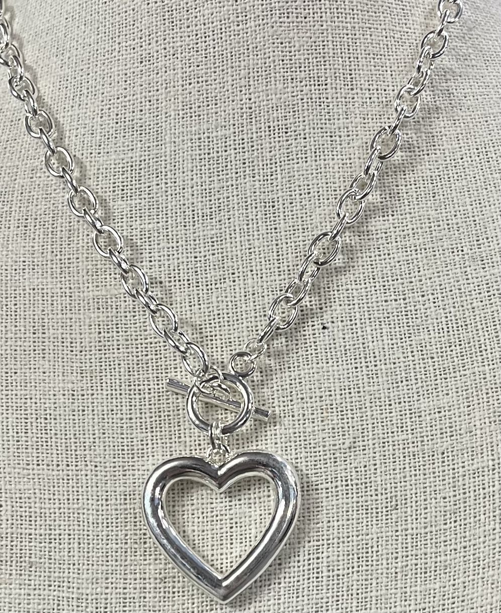 COLLIER CHAINE PENDENT COEUR