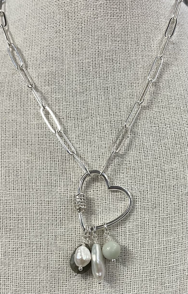 COLLIER CHAINE COEUR ET PIERRES